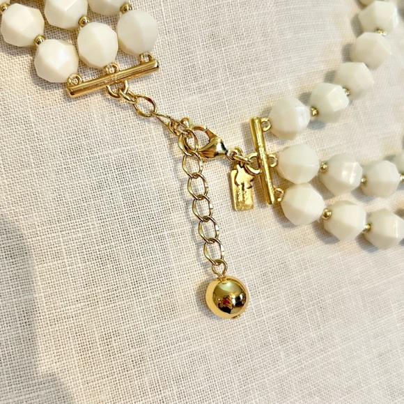 Kate Spade 3-strand chunky, faceted white bead necklace - Picture 4 of 5